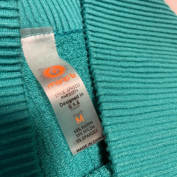 Teal biker shorts - Picture 2 of 2